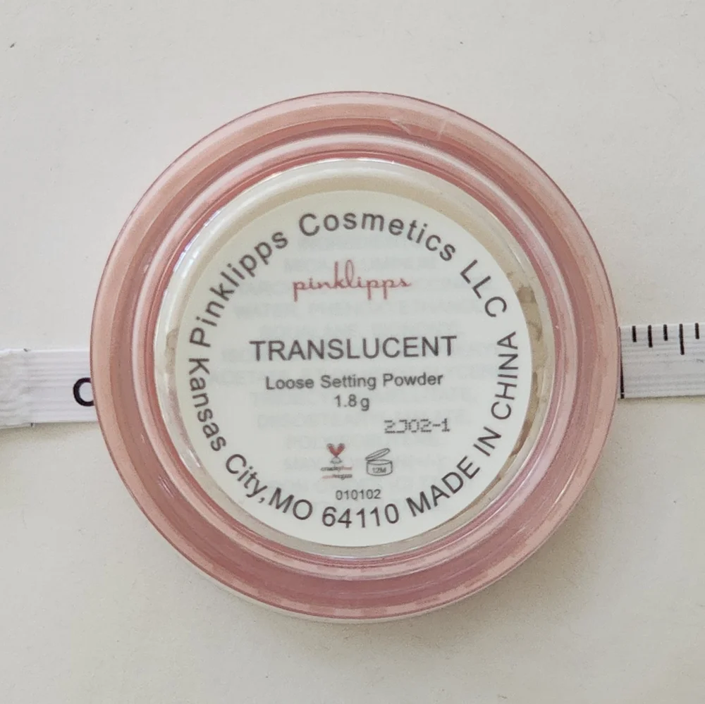 📸 Pinklipps Translucent Loose Setting Powder - Picture 4 of 6
